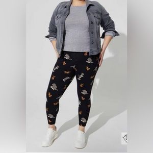 Torrid 2(18/20)Warner Bros Tom & Jerry Crop Signature Waistband Premium Legging.